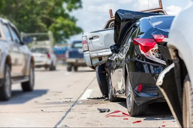 Tips aman berkendara