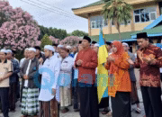 Pelepasan 919 Calon Jemaah Haji Situbondo oleh Bupati dan Wakli Bupati dari P2S2 sampai PP Wali Songo Mimbaan